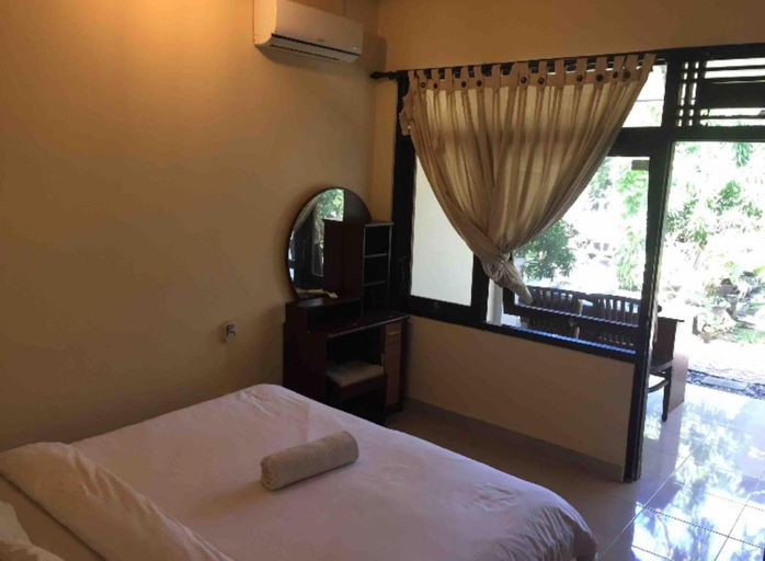 Bedroom, Gina's Guest House, Denpasar
