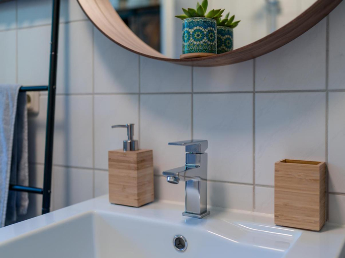 Bathroom 4, 2OG Rechts 80m2 3-Zimmer Wohnung, Berchtesgadener Land