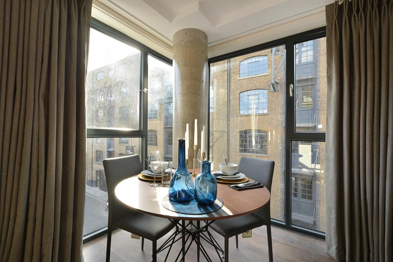 Others 4, Twyne House Apartments, London