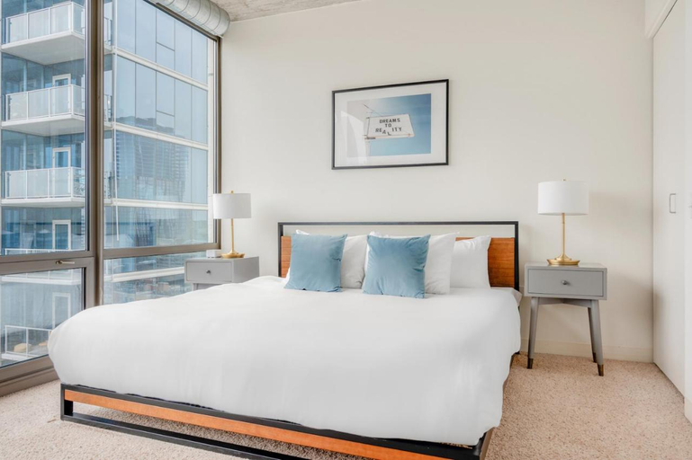 Bedroom 2, Kasa South Loop Chicago, Cook