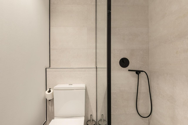 Bathroom 4, Feelathome Waldorf Suites Apartments, Madrid
