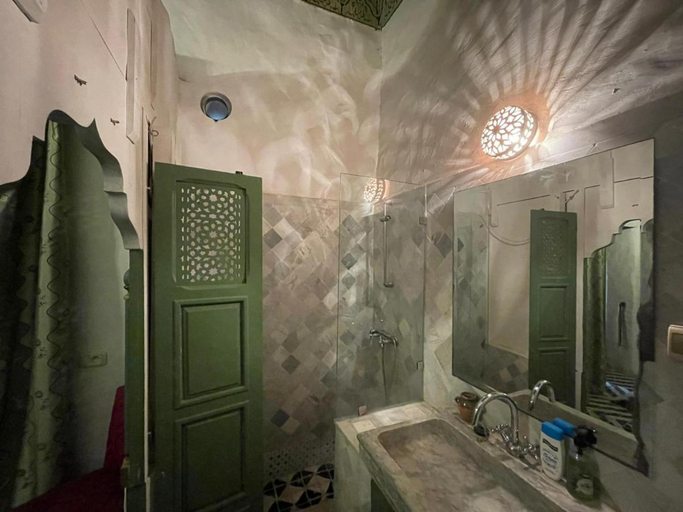 Bathroom 3, Dar Hayder, Sidi El Béchir