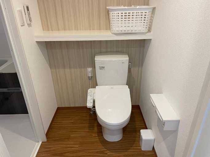 Bathroom 4, BIBI HOTEL MIYAKO KUKOMAE, Miyakojima