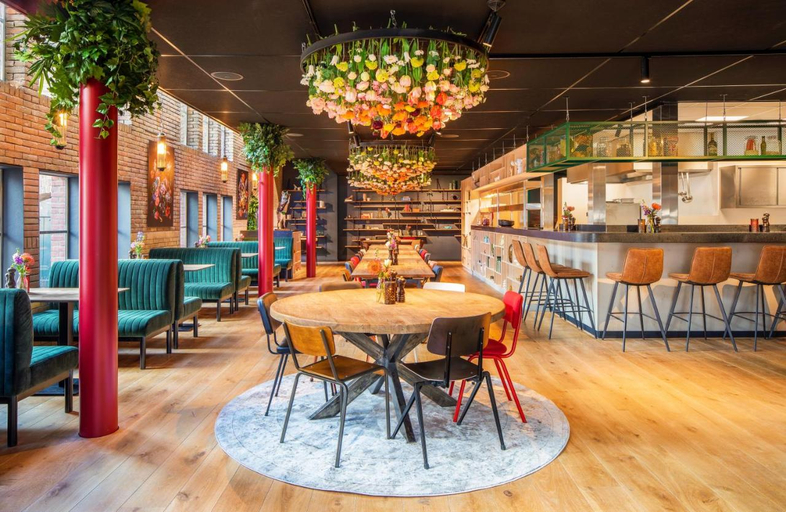 Food & Drinks 2, Bunk Hotel Amsterdam, Amsterdam