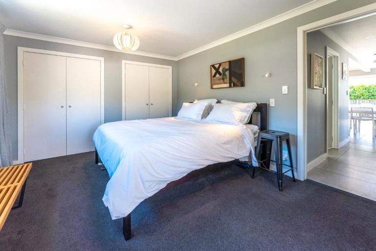Bedroom 3, White Sands Cottage at Palm Beach, Auckland