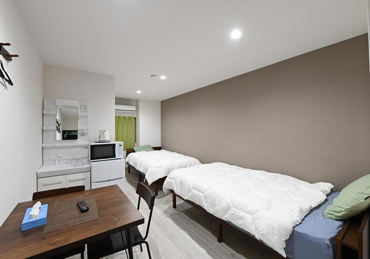 Bedroom 2, Suzumaru Hotel, Wakayama
