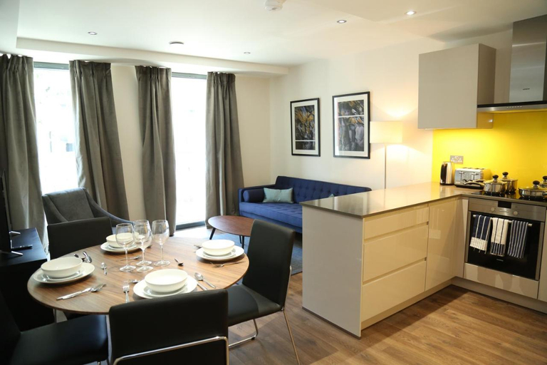 Others 5, Twyne House Apartments, London