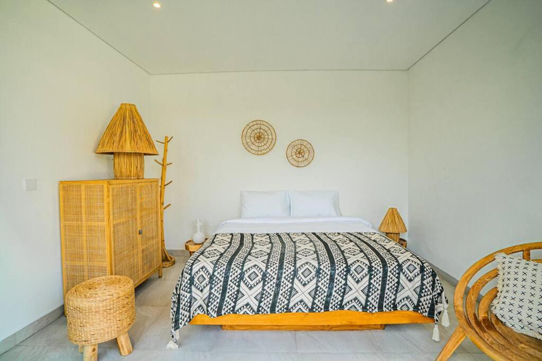 Bedroom 4, La Luna Villa - 4 BR New Poolvilla near Canggu, Badung