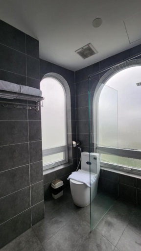 Bathroom 2, Raon THT, Đà Lạt