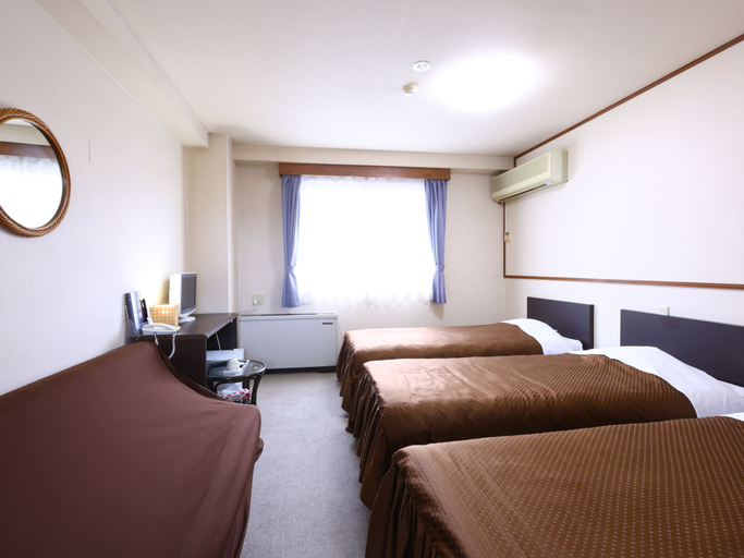 Bedroom 3, Hotel Sun Plaza Tsugaike, Otari