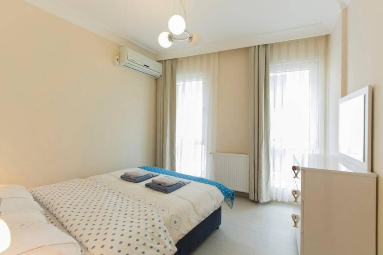 Bedroom 3, Taksim Soushian Hotel, Beyoğlu