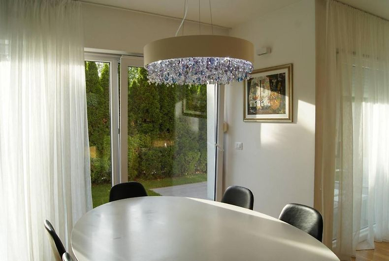 Others 5, Maline Apartments, Bled