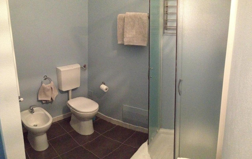 Bathroom 3, B&B Hibiscus, Cagliari