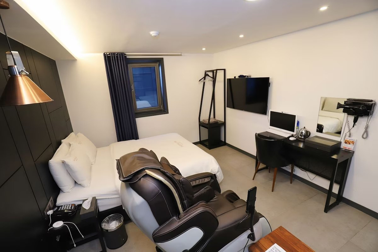 Others 4, The Unique Hotel 28, Siheung