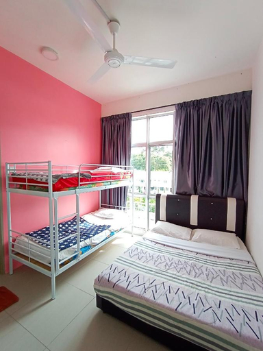 Bedroom 2, Cameron's Square Apartment, Cameron Highlands