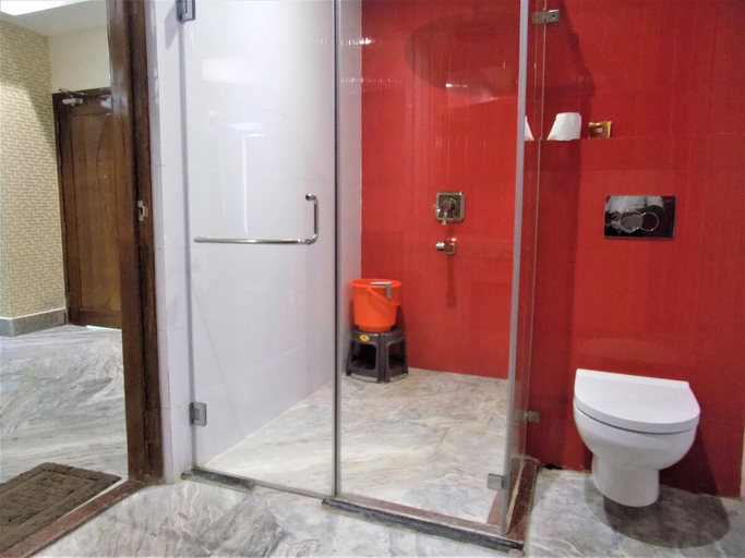 Bathroom, Hotel Tokyo Tower, Kamrup Metropolitan