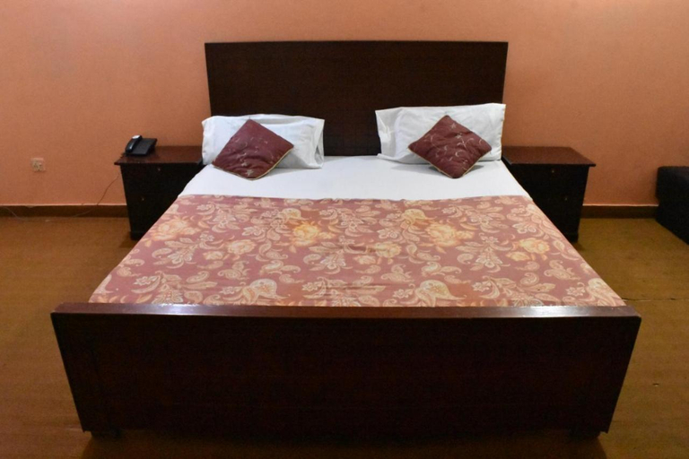 Bedroom 4, Green View Hotel, Lahore