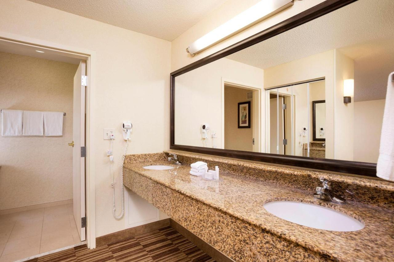 Bathroom 4, Courtyard by Marriott Boston Natick, Middlesex