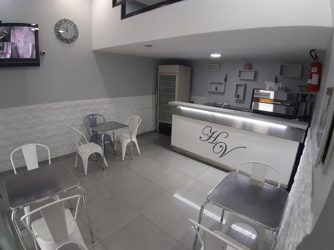 Others 3, Albergo Viola, Napoli