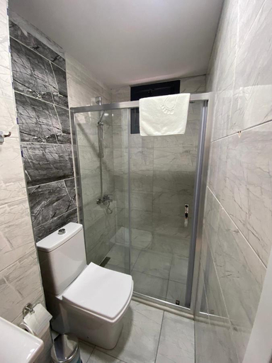 Bathroom 5, Mina Life Hotel, Kadıköy