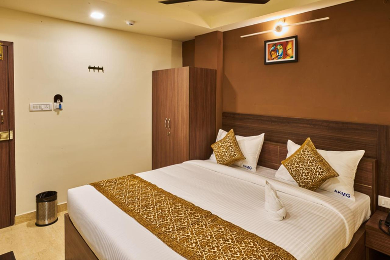 Bedroom 5, Hotel AKMG, Dindigul