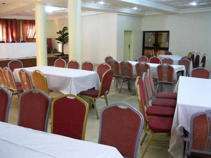 Food & Drinks 4, Nugget Hotel, AbujaMun