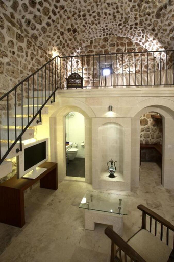 Others 3, Kasr-i Nehroz Hotel, Midyat