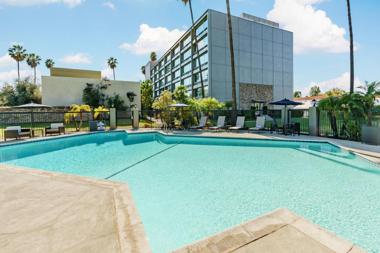 Sport & Beauty 5, Courtyard by Marriott Los Angeles Woodland Hills, Los Angeles