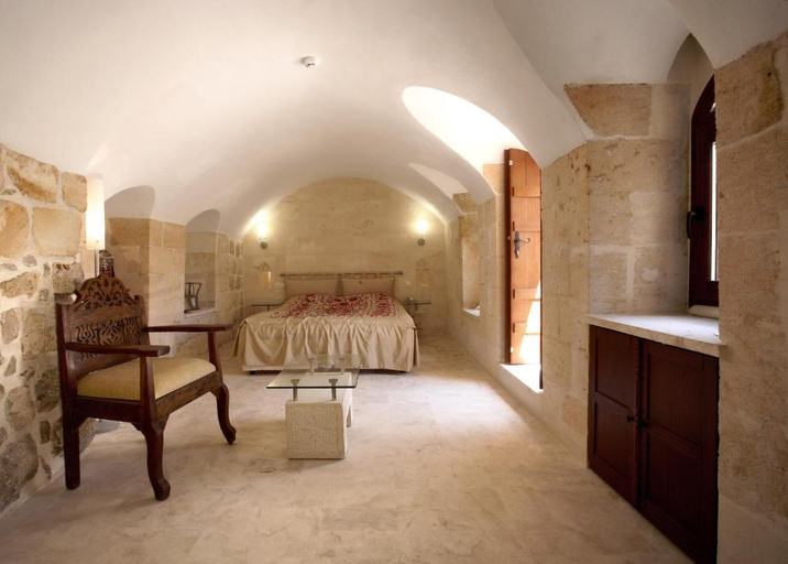 Bedroom 5, Kasr-i Nehroz Hotel, Midyat