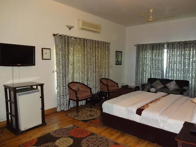 Bedroom 2, Shelton Rezidor Lahore, Lahore