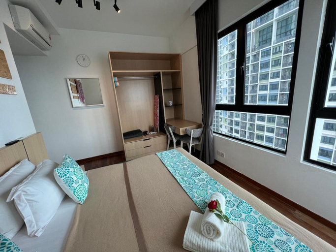 Bedroom 2, D'Gunduls Homestay Family Suite 2R 2B by DGH I-CITY, Shah Alam
