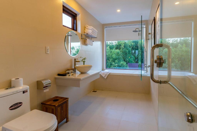 Bathroom 5, Riverside Hamlet Homestay & Villas, Da Nang