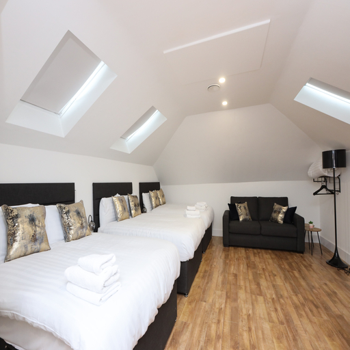 Bedroom 4, Concert Square Apartments By Happy Days, Sefton