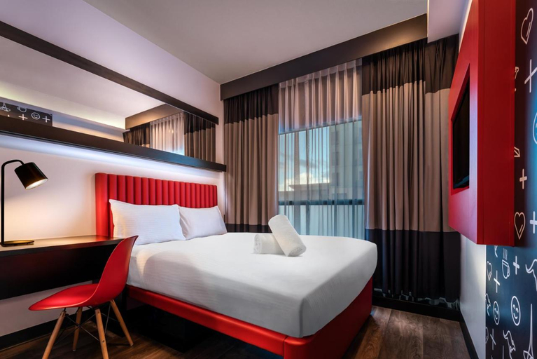 Bedroom 2, Essence, Praha 1