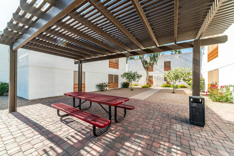 Others 3, 77 Sunny Casa Grande 2bd 2ba condo w heated pool, Pinal