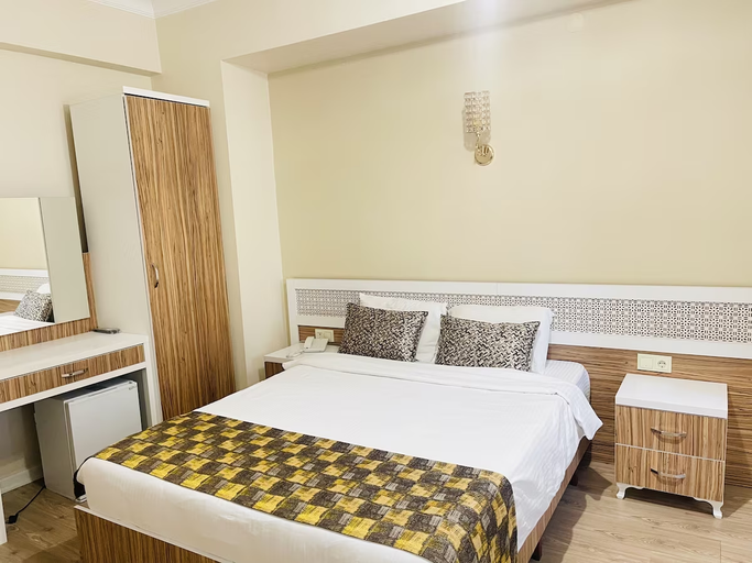 Bedroom 2, Grand Gulizar Hotel, Merkez
