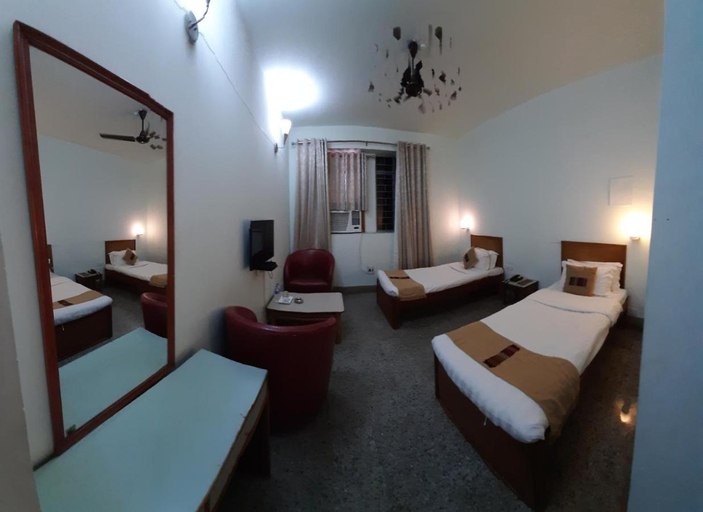 Bedroom 5, Hotel Saramati, Dimapur