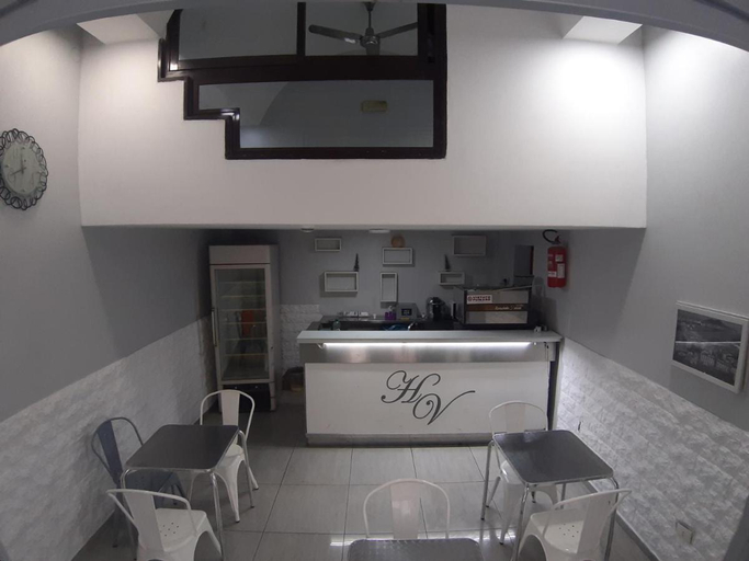 Others 4, Albergo Viola, Napoli