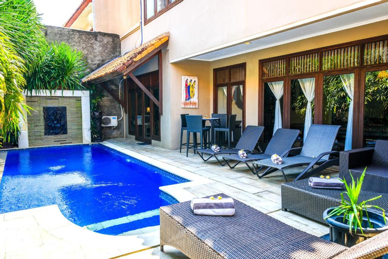 Villa SANKET - KUTA - 6 bedrooms - 6 bathrooms - Great Location, Badung