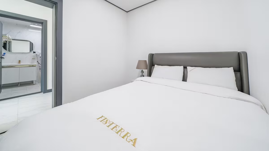 Bedroom, Yeosu Fisterra Spa Poolvilla, Yeosu