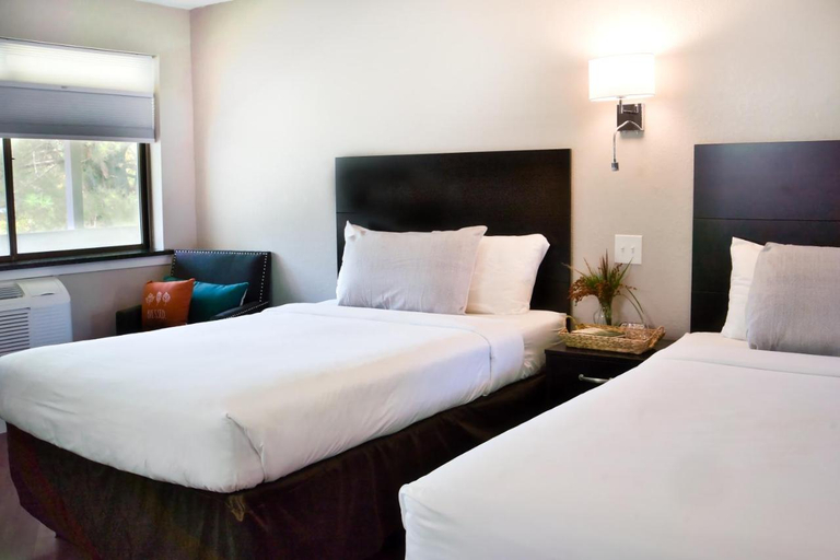 Bedroom 2, Align Inn Vermont (ex Quality Inn At Quechee Gorge), Windsor