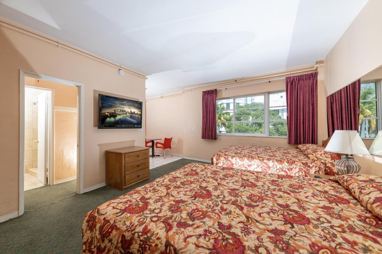 Bedroom 5, Ocean Beach Suites, Miami-Dade