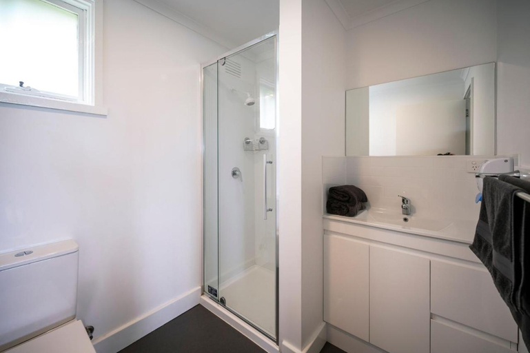 Bathroom, The Ranch Mornington Peninsula, Melbourne