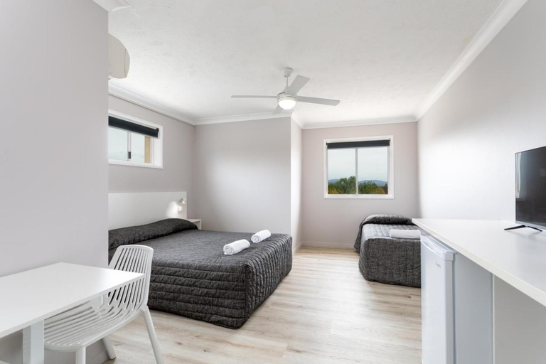 Bedroom 3, Burleigh Gold Coast Motel, Gold Coast