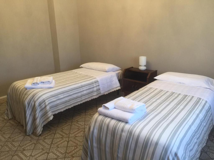 Bedroom 4, Casa Salice, Cuneo