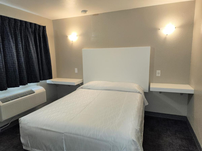 Bedroom 2, Morada Inn - Near Garden Grove Park, Orange