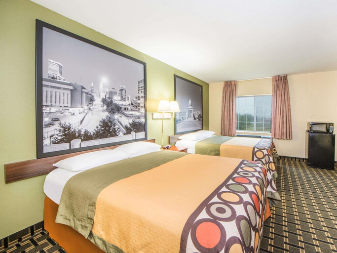 Bedroom 3, SureStay Plus Hotel by Best Western Tulsa East, Tulsa