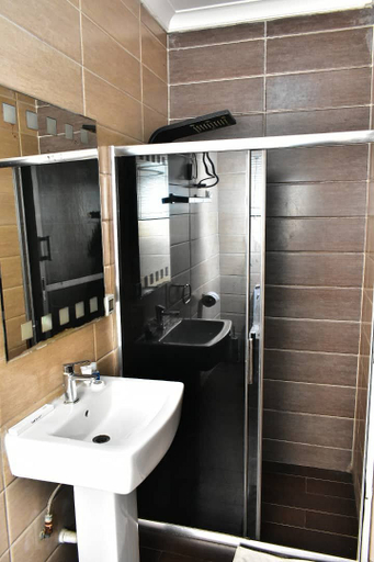 Bathroom, Fryburg Suites, Eti-Osa