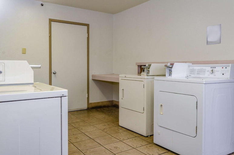 Others 4, Studio 6 Fresno, CA - Extended Stay, Fresno