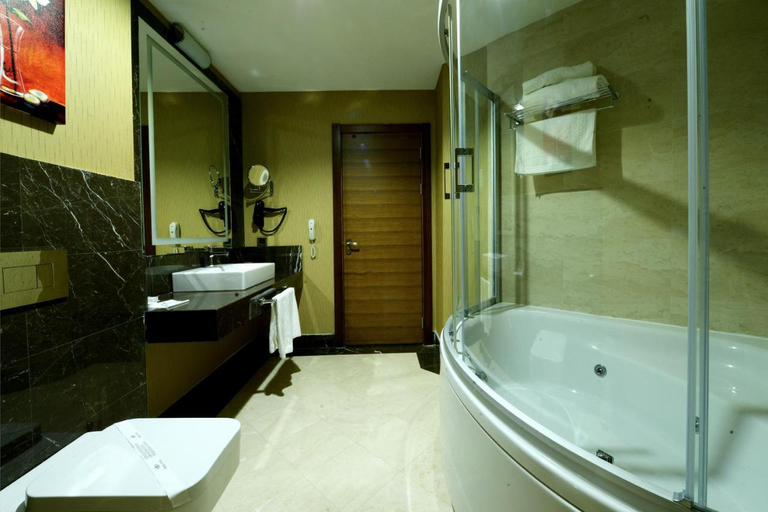 Bathroom 5, Margi Hotel, Merkez